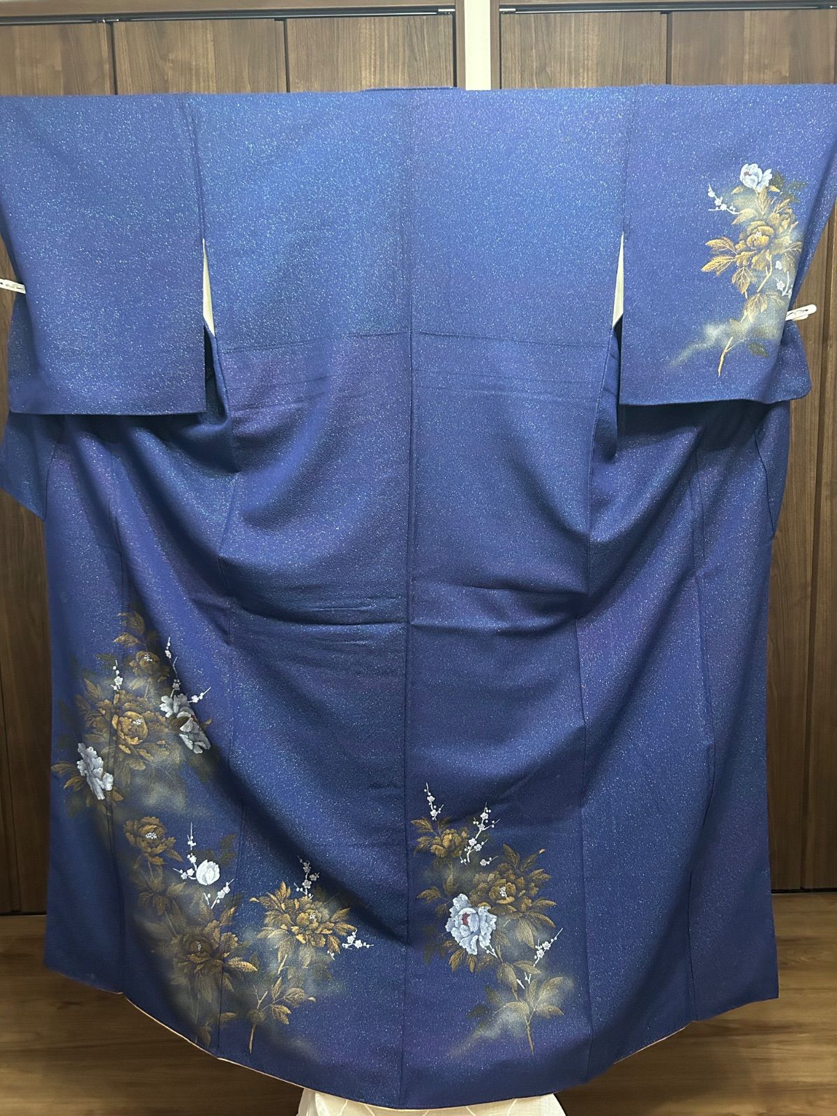 豪華 付け下げ 正絹 濃紺 ラメ 染め分け 牡丹文様 礼装 着物 中古品 管理番号 KKVCH19