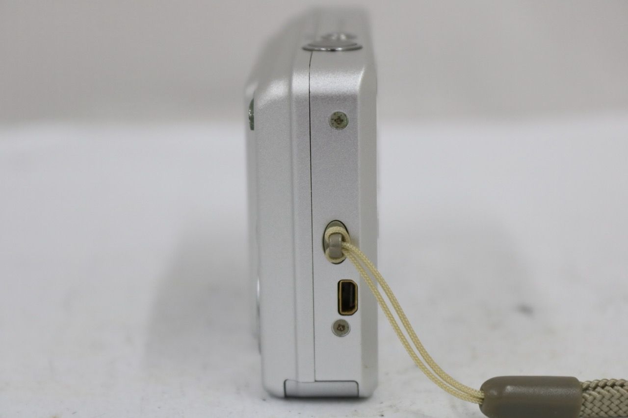 【返品保証】 【元箱付き】フジフィルム FINEPIX J10 バッテリー チャージャー付き コンパクトデジタルカメラ e11443 【返品保証】 【元箱付き】フジフィルム FINEPIX J10 バッテリー チャージャー付き コンパクトデジタルカメラ e11443