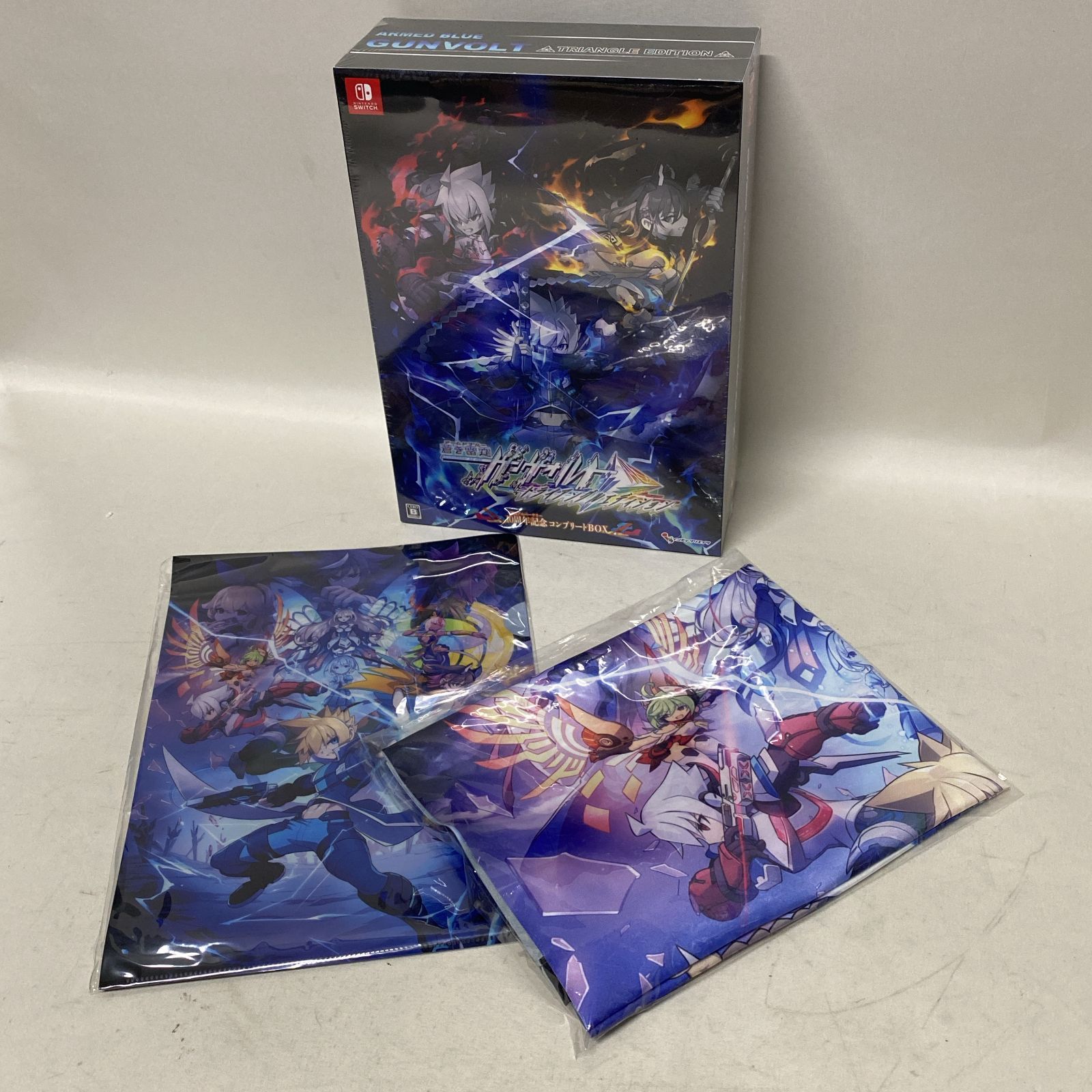 メイドインアビス ナナチ＆ミーティレザーバッジ