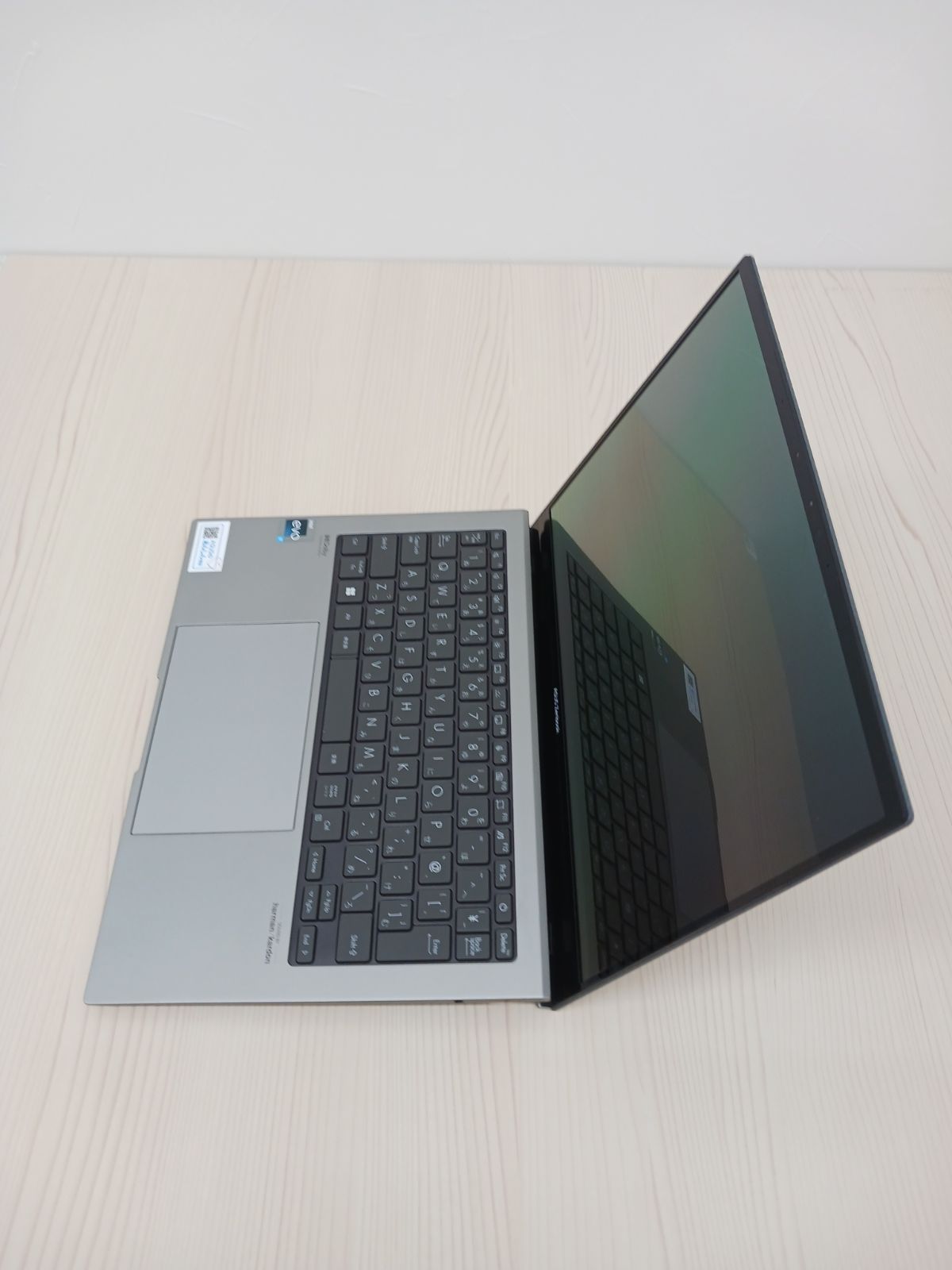 【展示商品】 ASUS エイスース ノートパソコン Zenbook S [ 13.3型 / Win11 Home / Core i7 / メモリ16GB / SSD512GB / Office ] バサルトグレー UX5304VA-NQI7WS