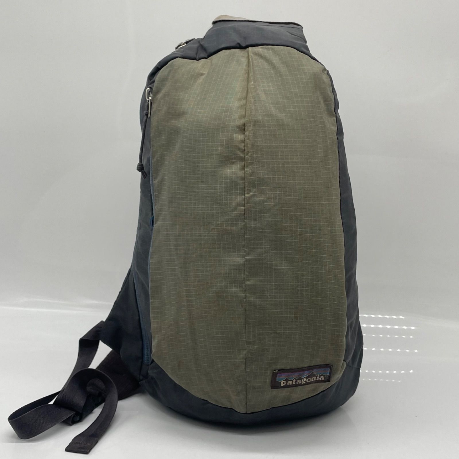 BN8784● patagonia パタゴニア Ultralight Back Hole Sling ワンショルダーバッグ グリーン系×ブラック