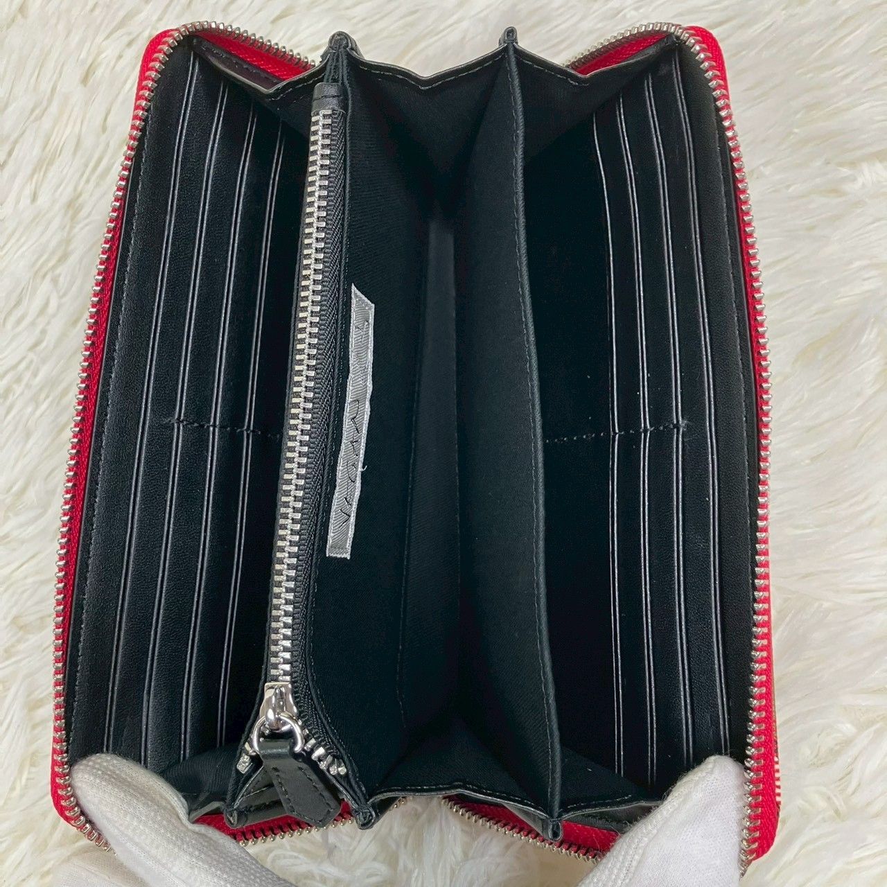 箱付き新品未使用✨ ヴィヴィアンウエストウッド 長財布 ラウンド 