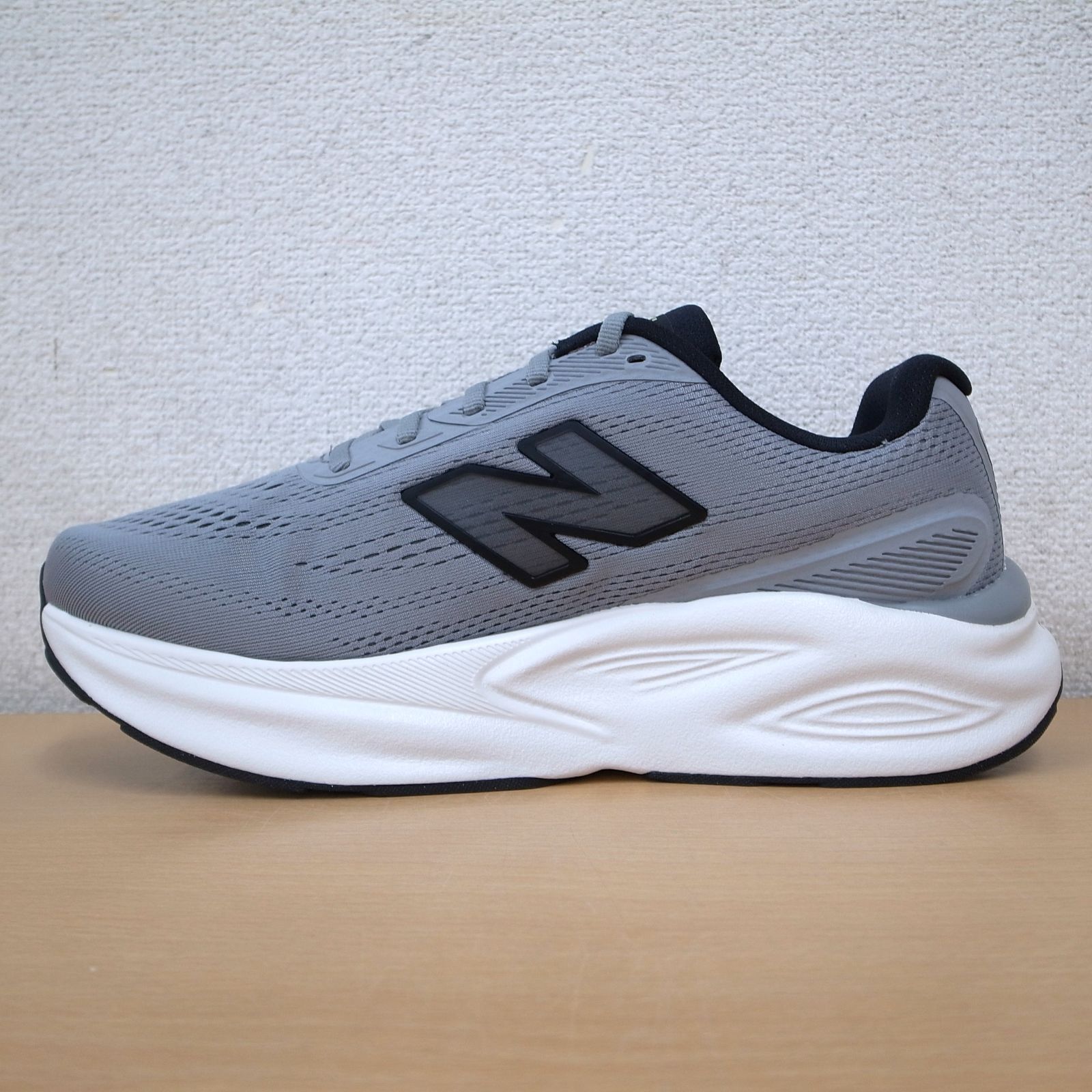 New Balance ニューバランス　Fresh Foam X Kaiha v2　スニーカー　ランニングシューズ　カジュアルシューズ　ウォーキンググシューズ　MKAIR5VJ　グレー　27.0cm　2E　M5004T