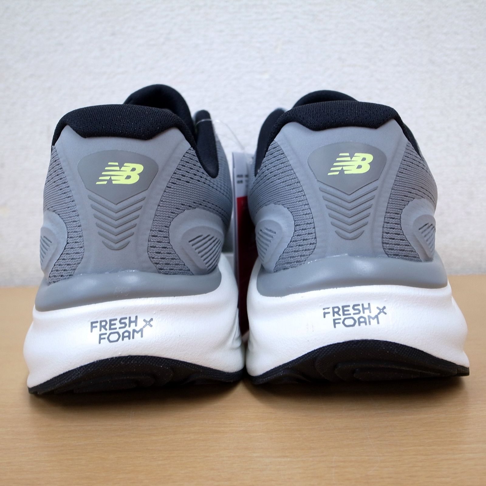 New Balance ニューバランス　Fresh Foam X Kaiha v2　スニーカー　ランニングシューズ　カジュアルシューズ　ウォーキンググシューズ　MKAIR5VJ　グレー　27.0cm　2E　M5004T
