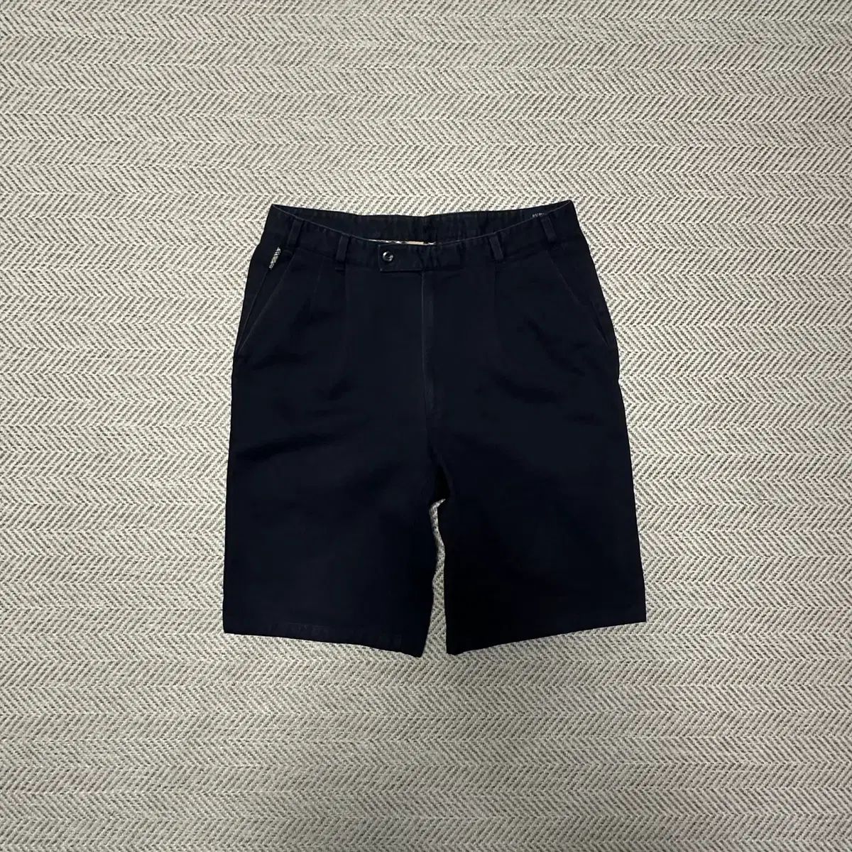 BURBERRY ショーツ