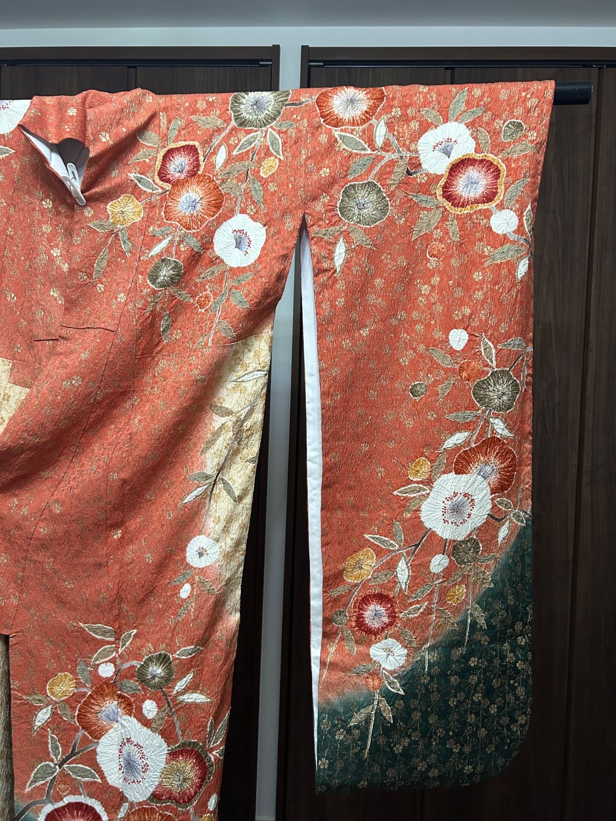 振袖 豪華 辻が花 絞り 金彩 金通し ふくれ織 茜色 正絹 逸品 中古品 着物 管理番号 KKVCH21 振袖 豪華 辻が花 絞り 金彩 金通し ふくれ織 茜色 正絹 逸品 中古品 着物 管理番号 KKVCH21