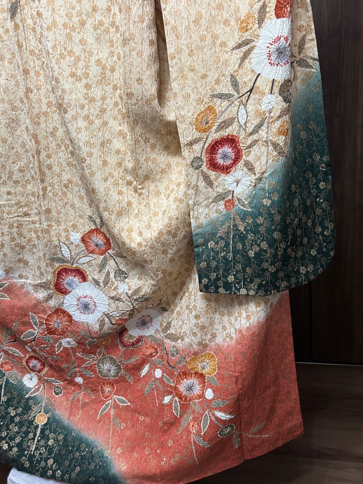 振袖 豪華 辻が花 絞り 金彩 金通し ふくれ織 茜色 正絹 逸品 中古品 着物 管理番号 KKVCH21 振袖 豪華 辻が花 絞り 金彩 金通し ふくれ織 茜色 正絹 逸品 中古品 着物 管理番号 KKVCH21