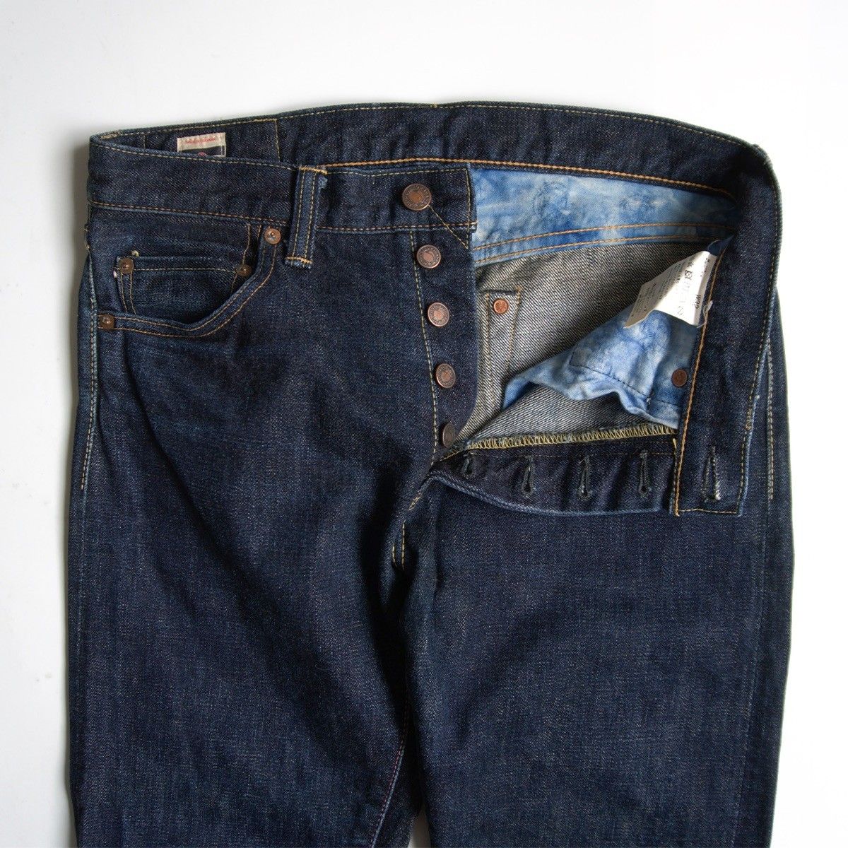 【味野本店 限定】 桃太郎ジーンズ【AJ-SKMB 出陣レーベル スリム ボタンフライ】W32 デニムパンツ s2605002 【味野本店 限定】 桃太郎ジーンズ【AJ-SKMB 出陣レーベル スリム ボタンフライ】W32 デニムパンツ s2605002