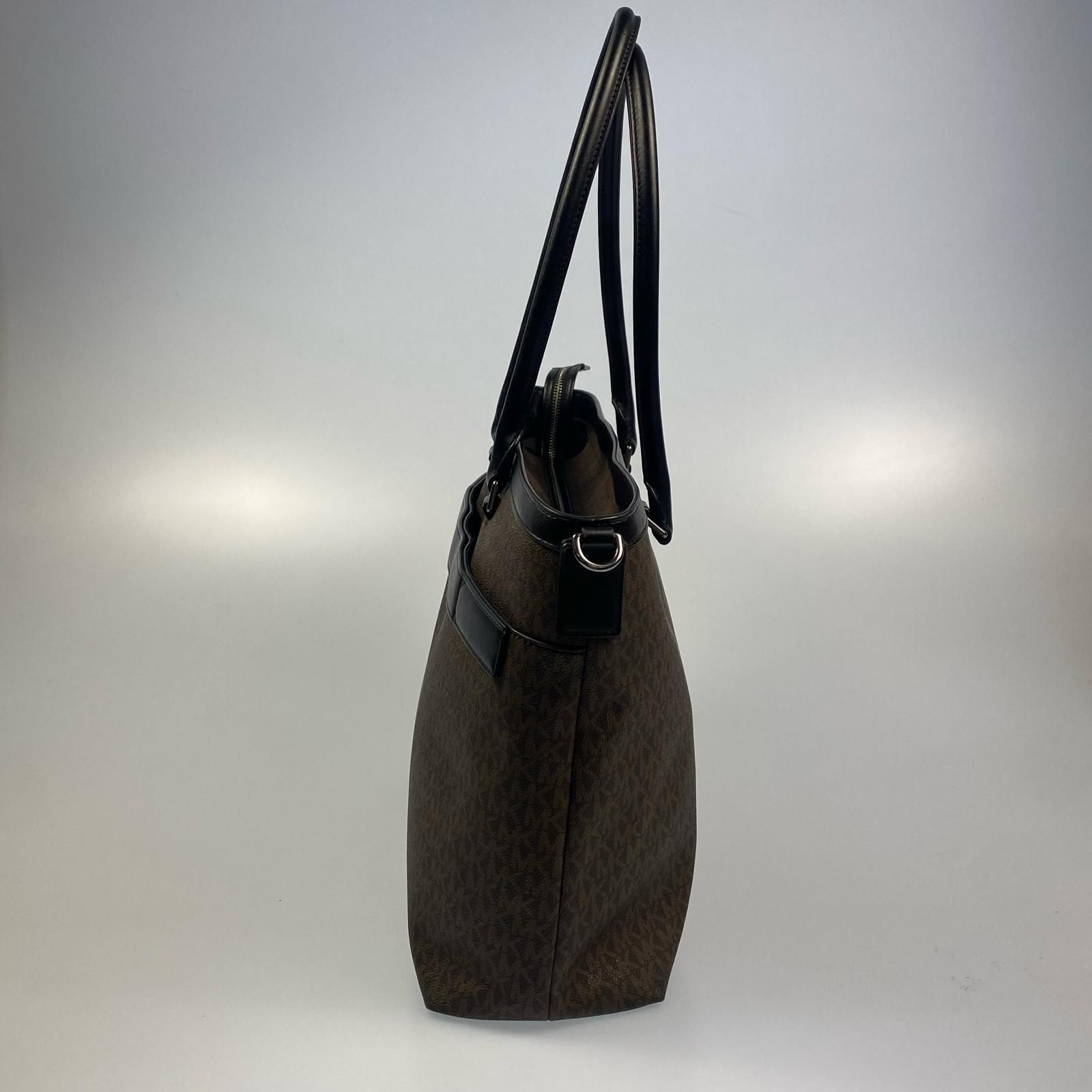 【姫路東店】 中古 Michael Kors | マイケルコース その他バッグ COOPER 37H0LCOT3B 2022A/W 【124】 【姫路東店】 中古 Michael Kors | マイケルコース その他バッグ COOPER 37H0LCOT3B 2022A/W 【124】