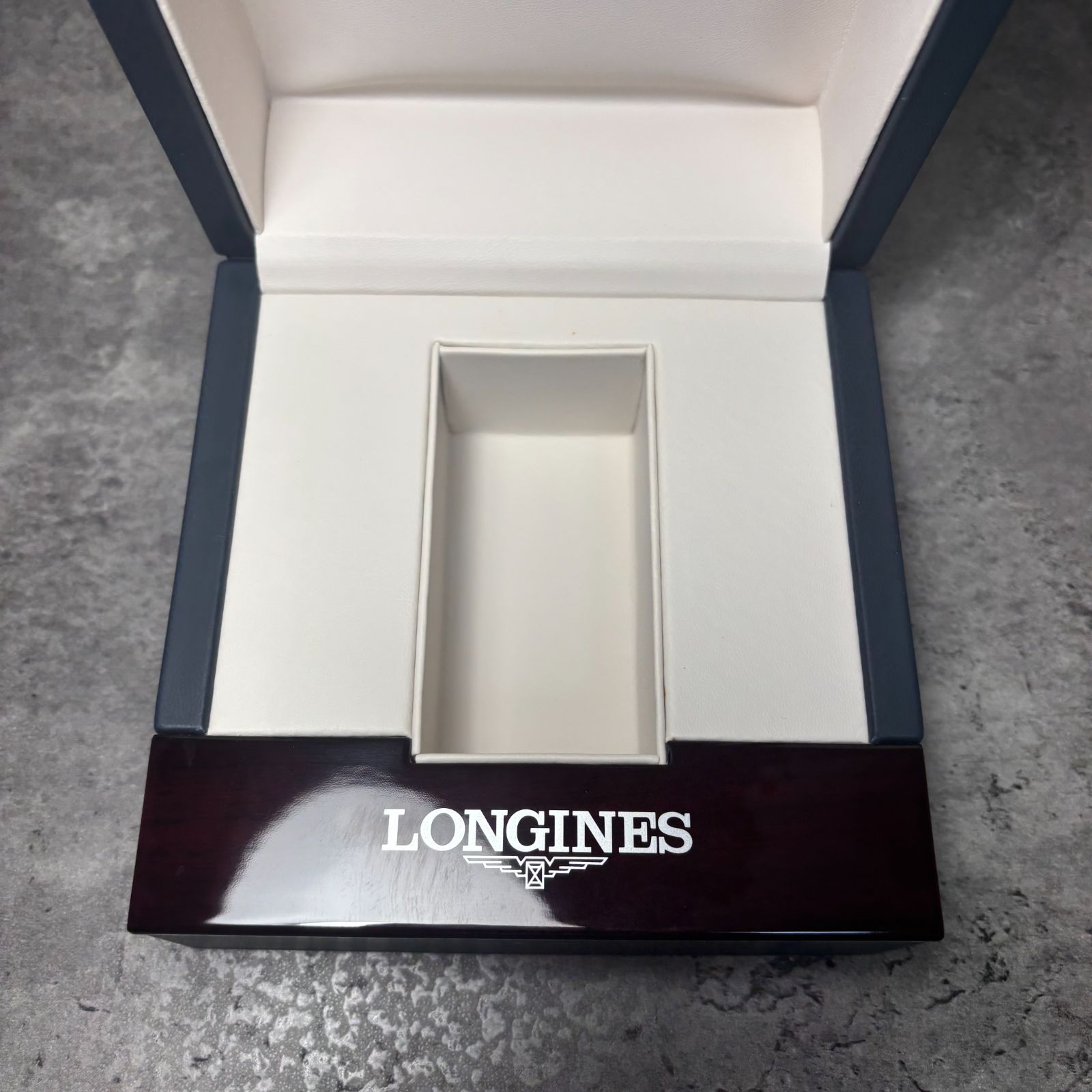 LONGIES ロンジン 時計 ケース 空箱 BOX 外箱付 腕時計用 保証書カード 取扱説明書付 LONGIES ロンジン 時計 ケース 空箱 BOX 外箱付 腕時計用 保証書カード 取扱説明書付