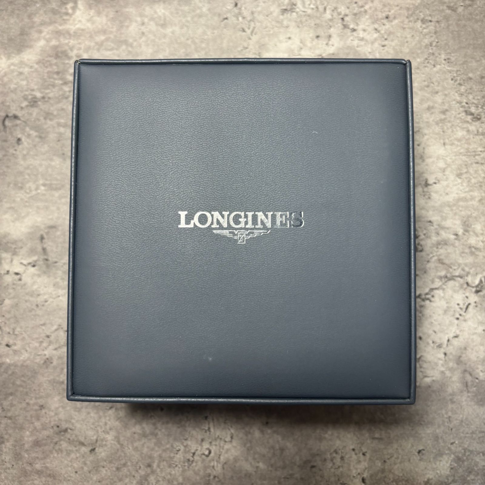 LONGIES ロンジン 時計 ケース 空箱 BOX 外箱付 腕時計用 保証書カード 取扱説明書付 LONGIES ロンジン 時計 ケース 空箱 BOX 外箱付 腕時計用 保証書カード 取扱説明書付