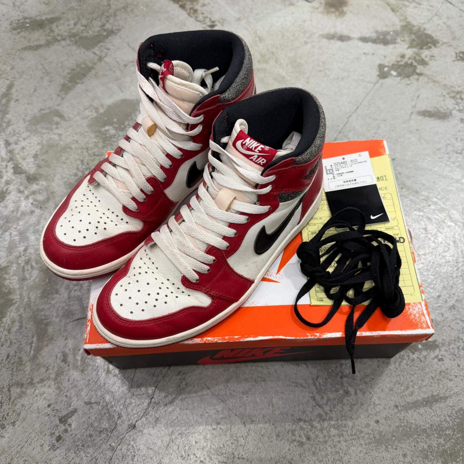 NIKE Air Jordan 1 High OG NIKE Air Jordan 1 High OG