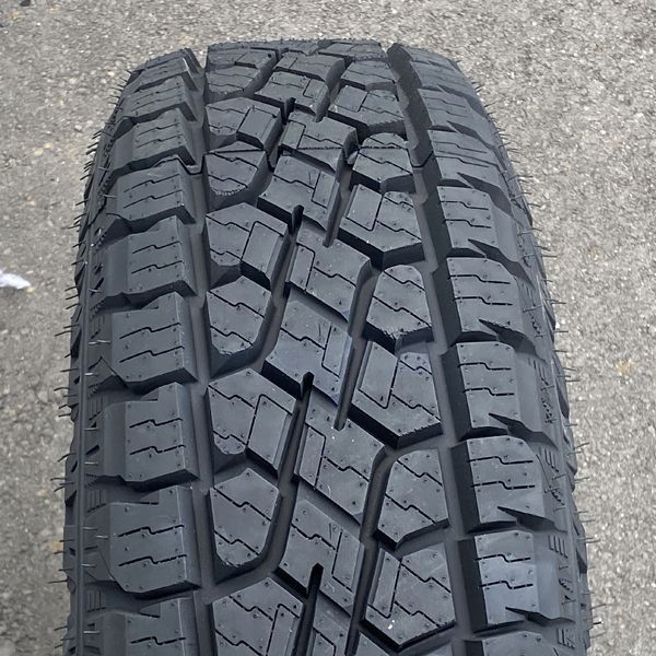 MONSTA TERRAIN GRIPPER 215/70R16 ホワイトレター ジムニーシエラ