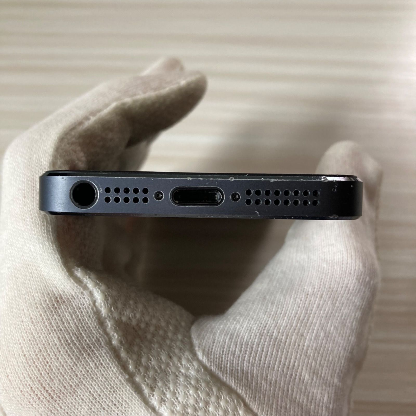 iPhone 5 32GB au バッテリー91% 訳あり - メルカリ