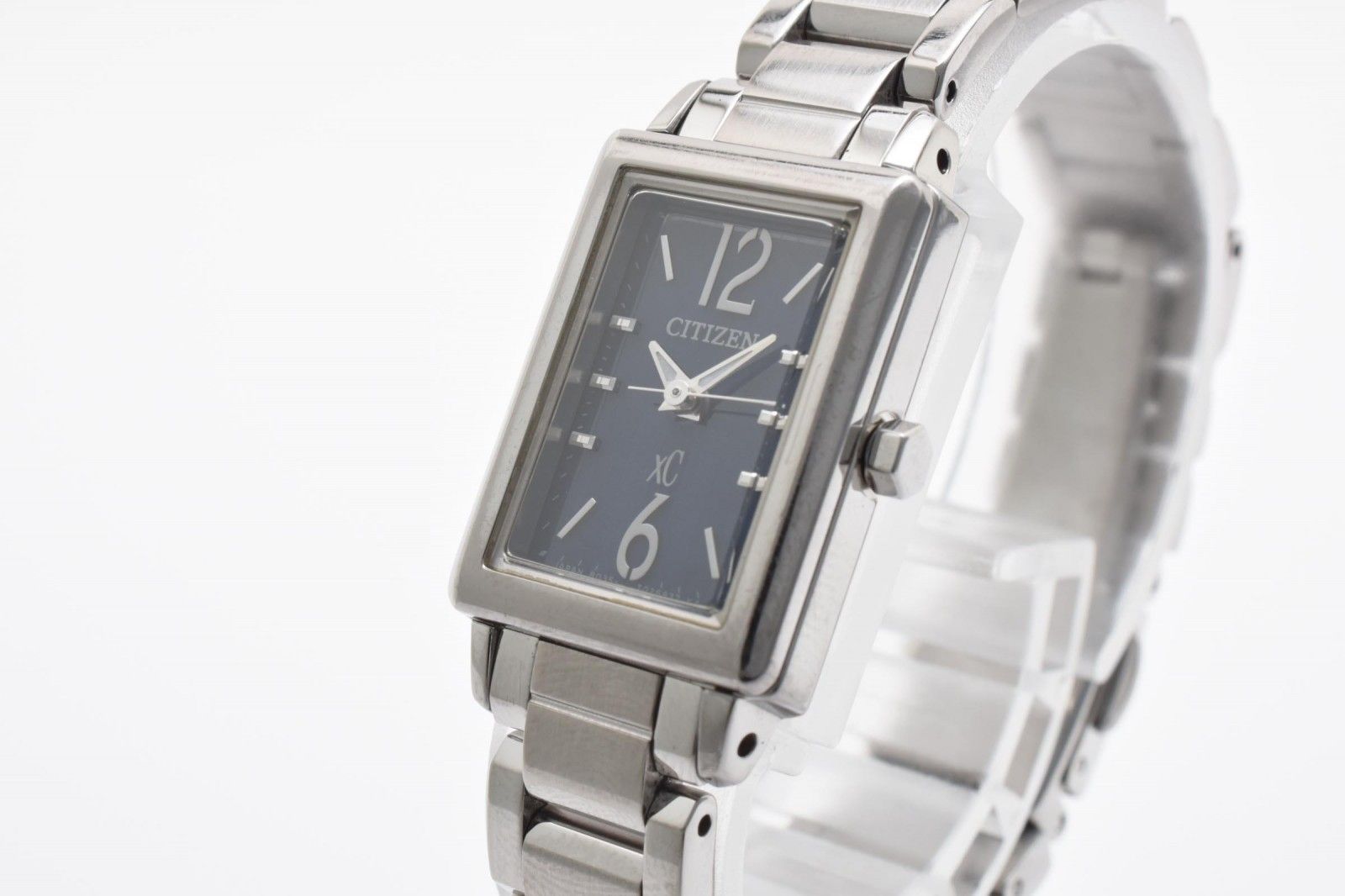 シチズン Citizen xC クロスシー B035-T017631 レディース腕時計 ソーラー エコドライブ ブルー文字盤 角型ケース ステンレススチール 2010年代