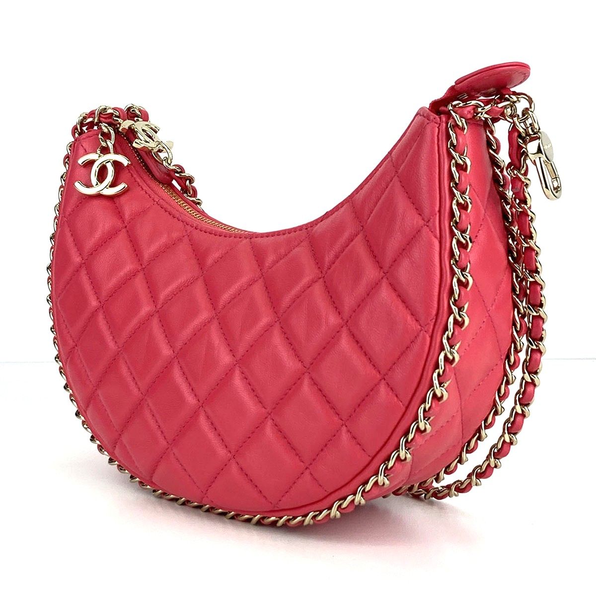 CHANEL シャネル スモールホーボー マトラッセ ハーフムーン 