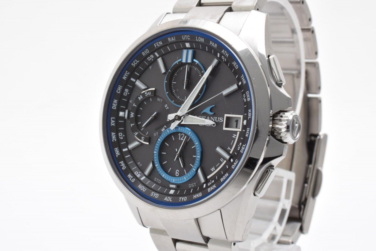カシオ Casio OCEANUS OCW-T2600 メンズ腕時計 電波ソーラー チタン ブラック文字盤 ワールドタイム オシアナス 42mm
