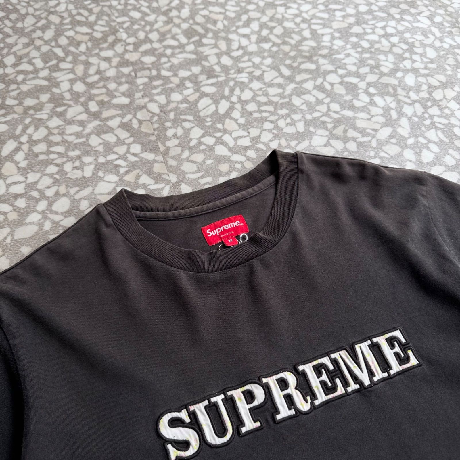 Supreme / logo T-shirt size M シュプリーム　クラシックロゴTシャツ　ビッグ刺繍ロゴ　ストリート　半袖　Mサイズ　西海岸　サンフランシスコ　オールドスクール　ボックスロゴ