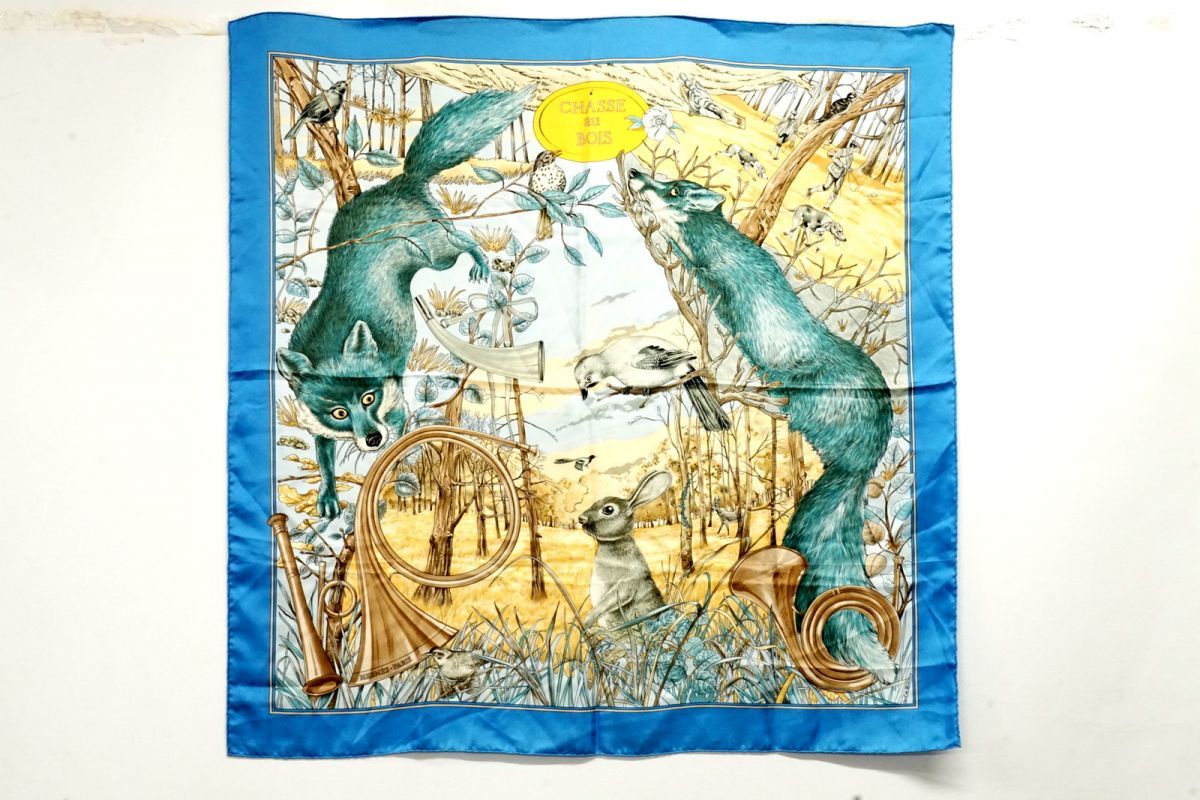 エルメス カレ90 大判 スカーフ シルク100% CHASSE au BOIS 森の狩猟 ストール ショール シルク 青 ブルー HERMES 6370k