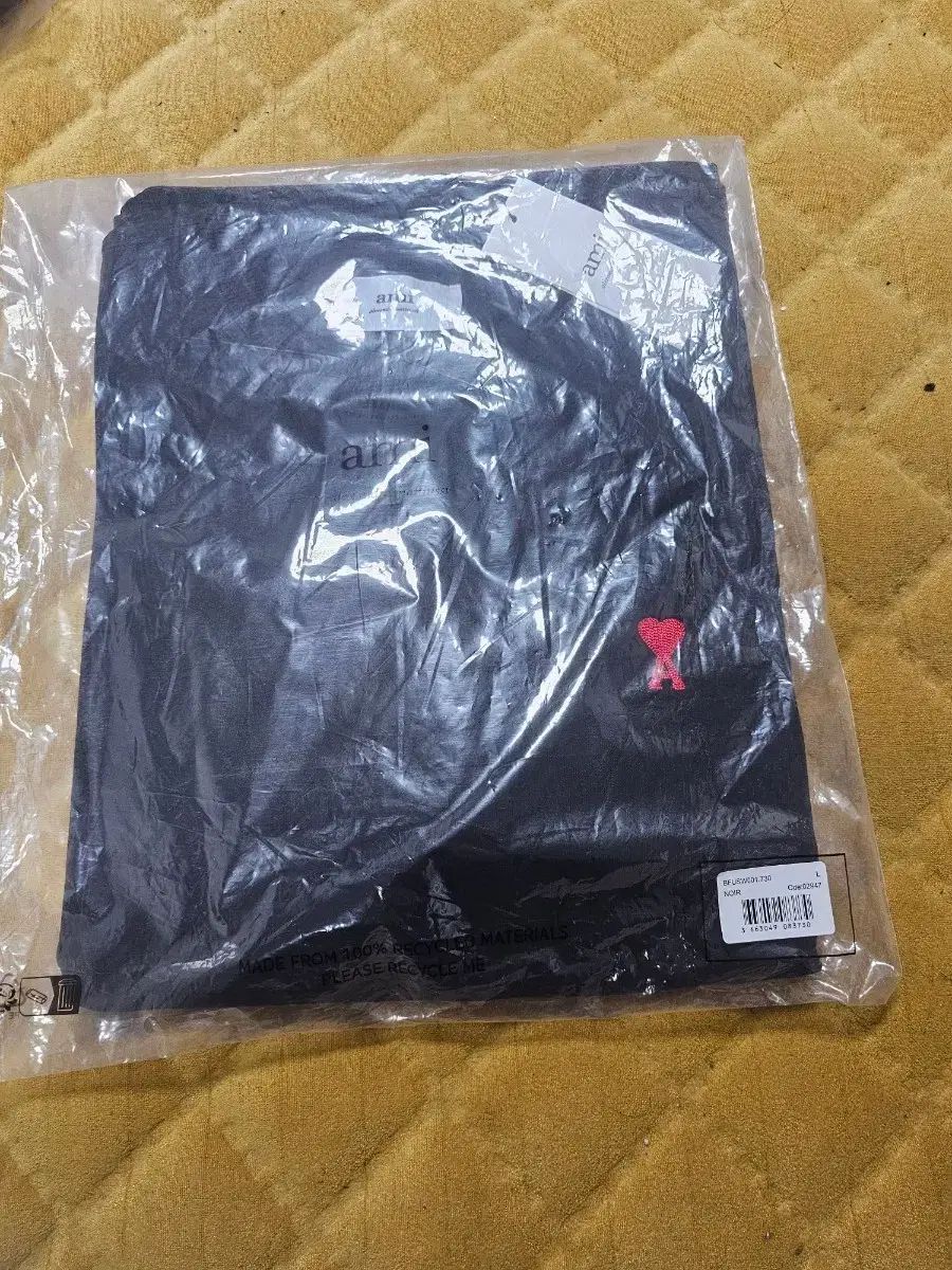 アミ スモール ハート ブラック 長袖 Tシャツ L