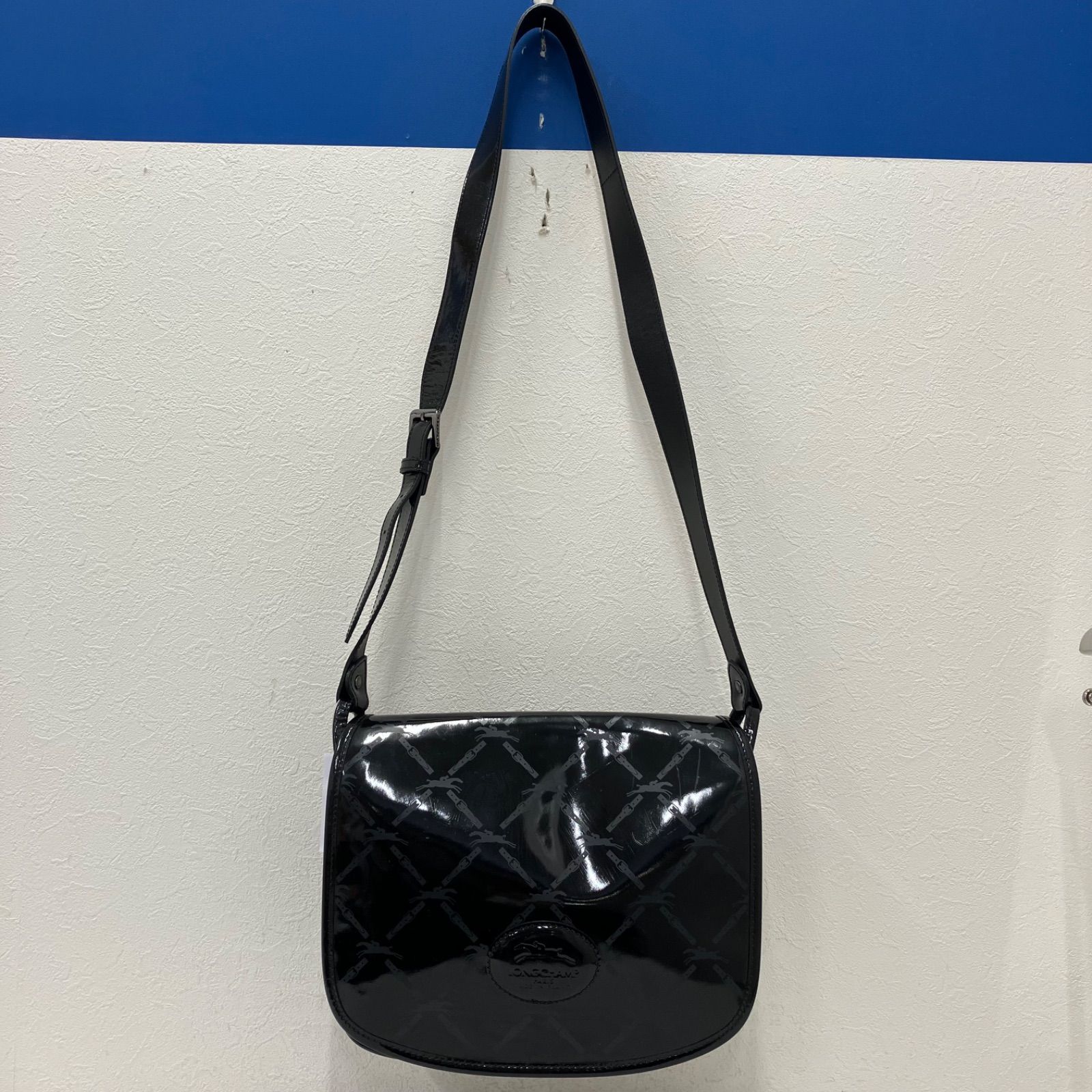 Y3031 LONGCHAMP ロンシャン ショルダーバッグ ブラック 黒 エナメル 