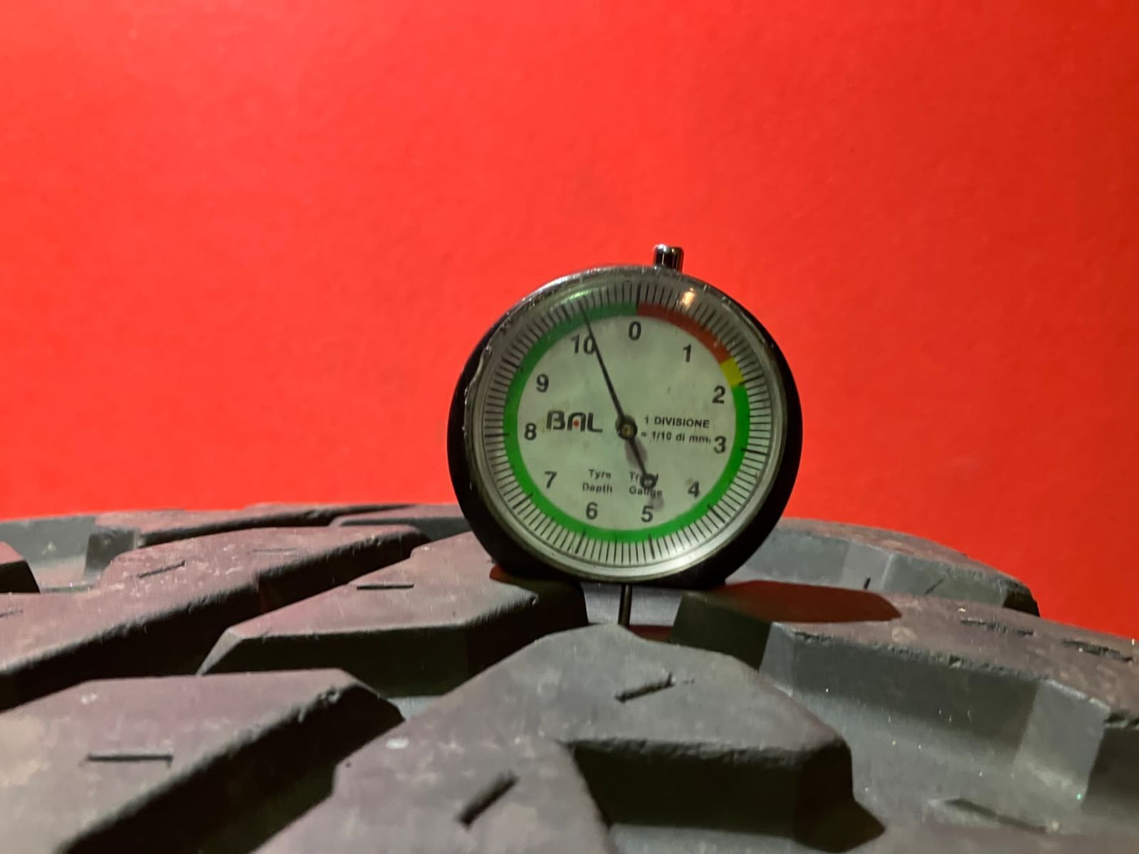 中古サマータイヤ【35x12.50R17 LT 121Q 10PR YOKOHAMA G003】 2本SET