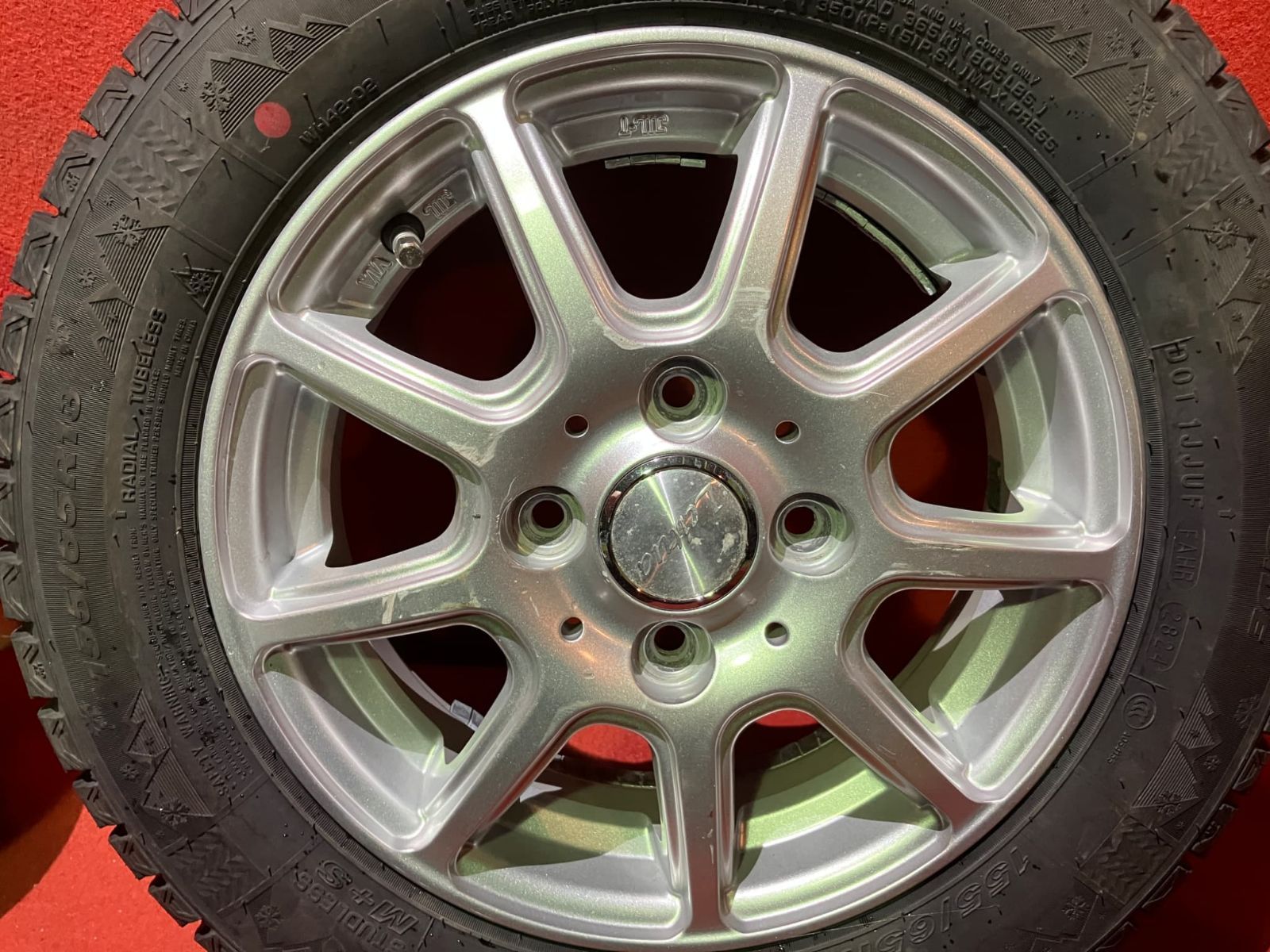 中古スタッドレスタイヤホイールセット【155/65R13 NEXEN WIN GUARD