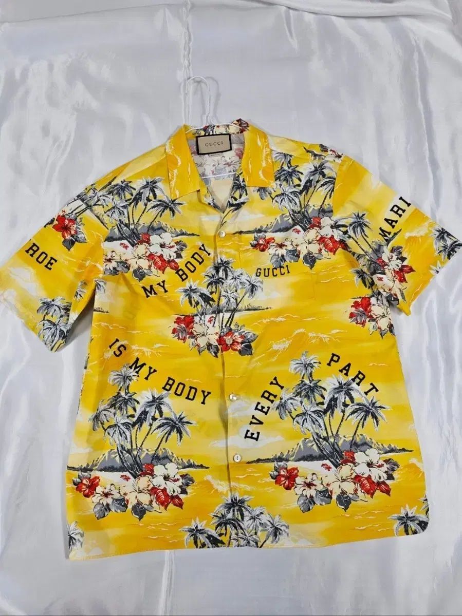 グッチボーリングシャツ