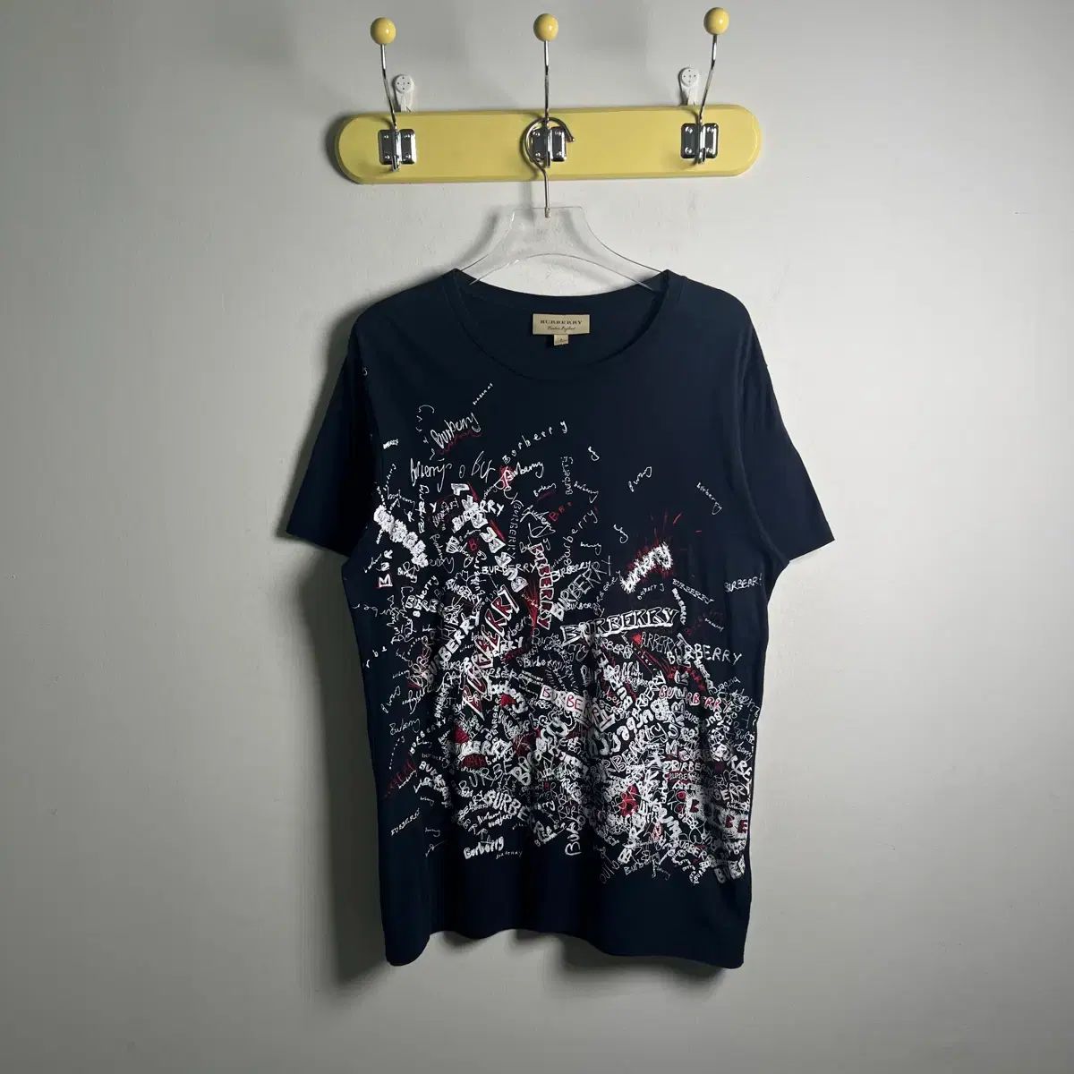 バーバリー バッククロー ドゥードゥル プリンティング 半袖 Tシャツ S