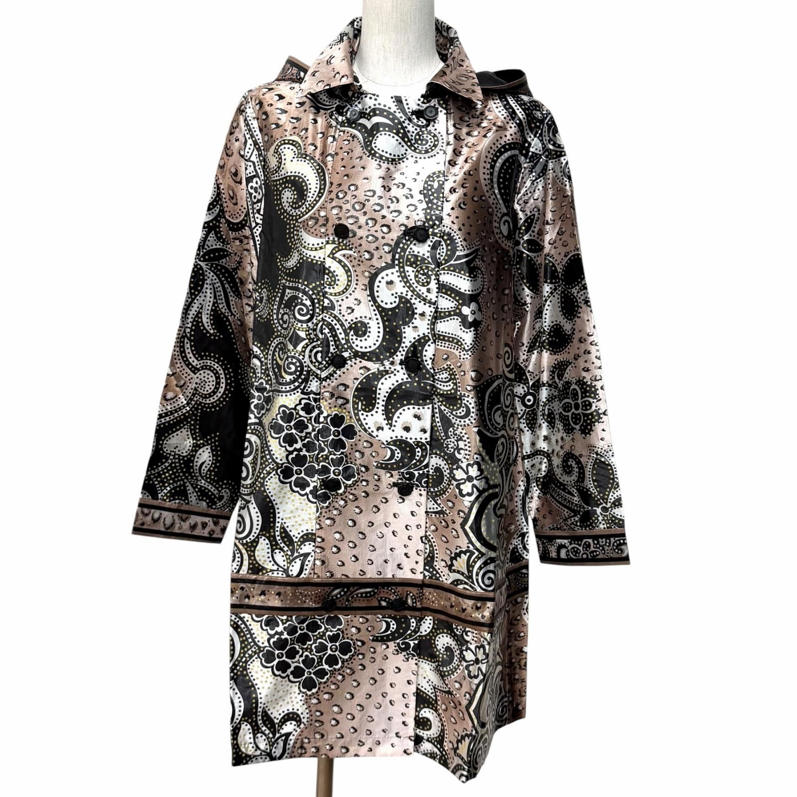 極美品★LEONARD FASHION レオナール ファッション 0398100 シルク混 フード・ロゴボタン付 ペイズリー柄 レインコート マルチ 40 日本製 正規品 レディース