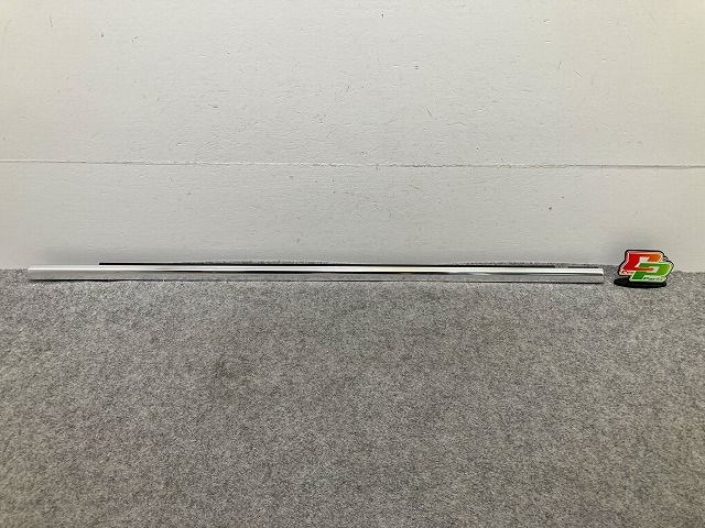 新品!トゥーラン 1T系 2004~ 純正 右 リア ドア ベルトモールアウター メッキ フォルクスワーゲン(148812)