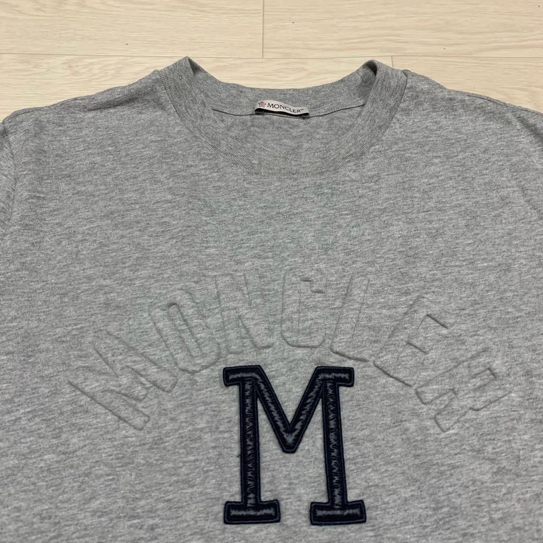 モンクレール グレー 立体ロゴワッペン Tシャツ 国内正規品 5S495