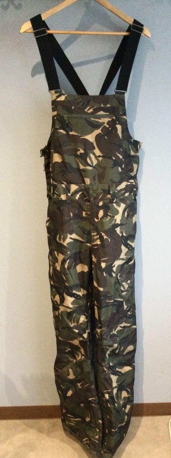 BURTON バートン ビブパンツ 迷彩柄 10105 VN 834897 サイズL 180/94B