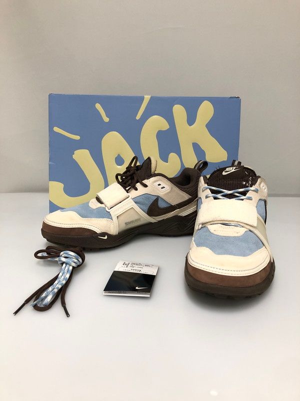 【中古品】 TRAVIS SCOTT トラヴィス・スコット ×NIKE ナイキ HQ3072-400 ZOOM FIELD JAXX 靴 シューズ スニーカー 【160-260508-AS-93-min】