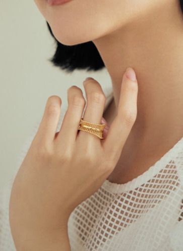 LUXE LACE RING COLLECTION