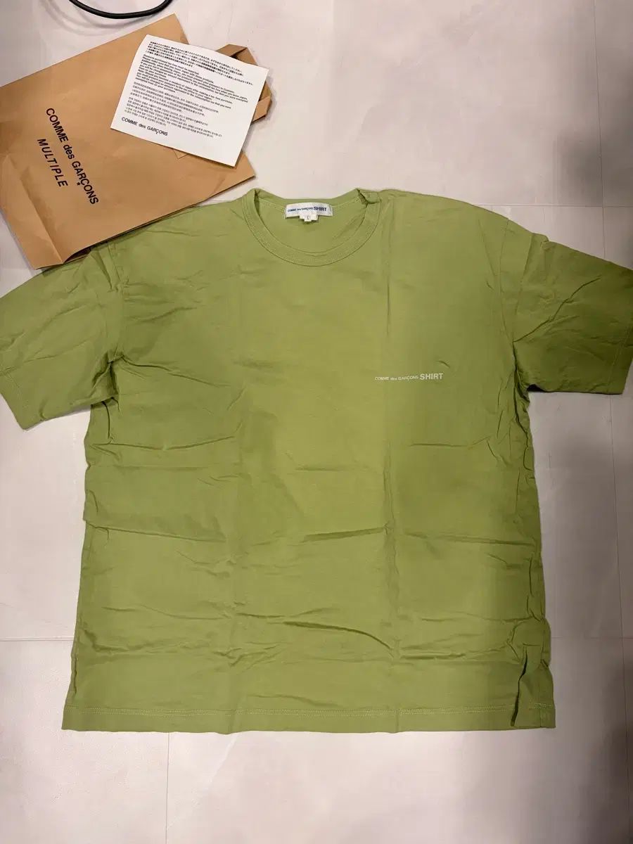 L コム・デ・ギャルソン シャツ 半袖Tシャツ ライトグリーン
