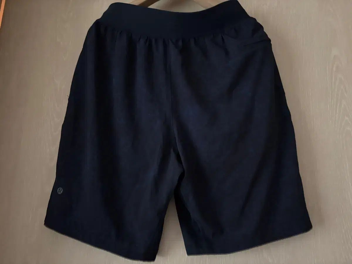 ルルレモン メンズ ショーツ ハーフパンツ M ルルレモン メンズ ショーツ ハーフパンツ M