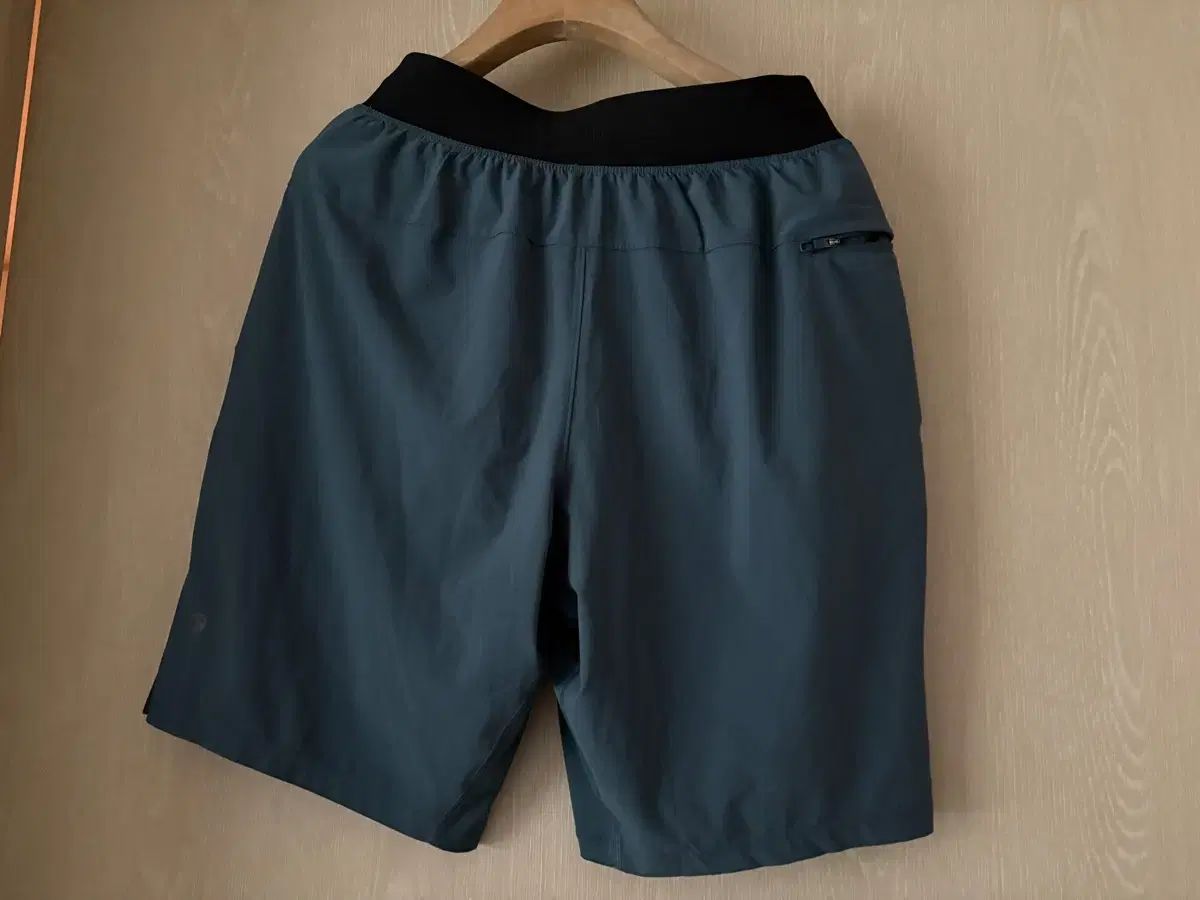 ルルレモン メンズ ショーツ ハーフパンツ M ルルレモン メンズ ショーツ ハーフパンツ M