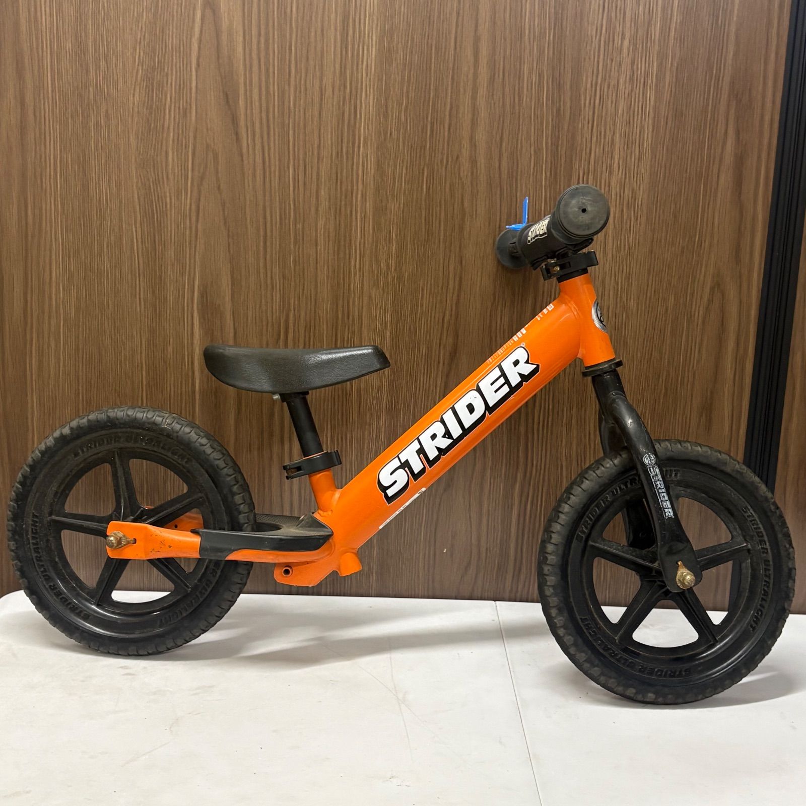 日本正規品】 STRIDER ストライダースポーツモデル12インチ オレンジ 