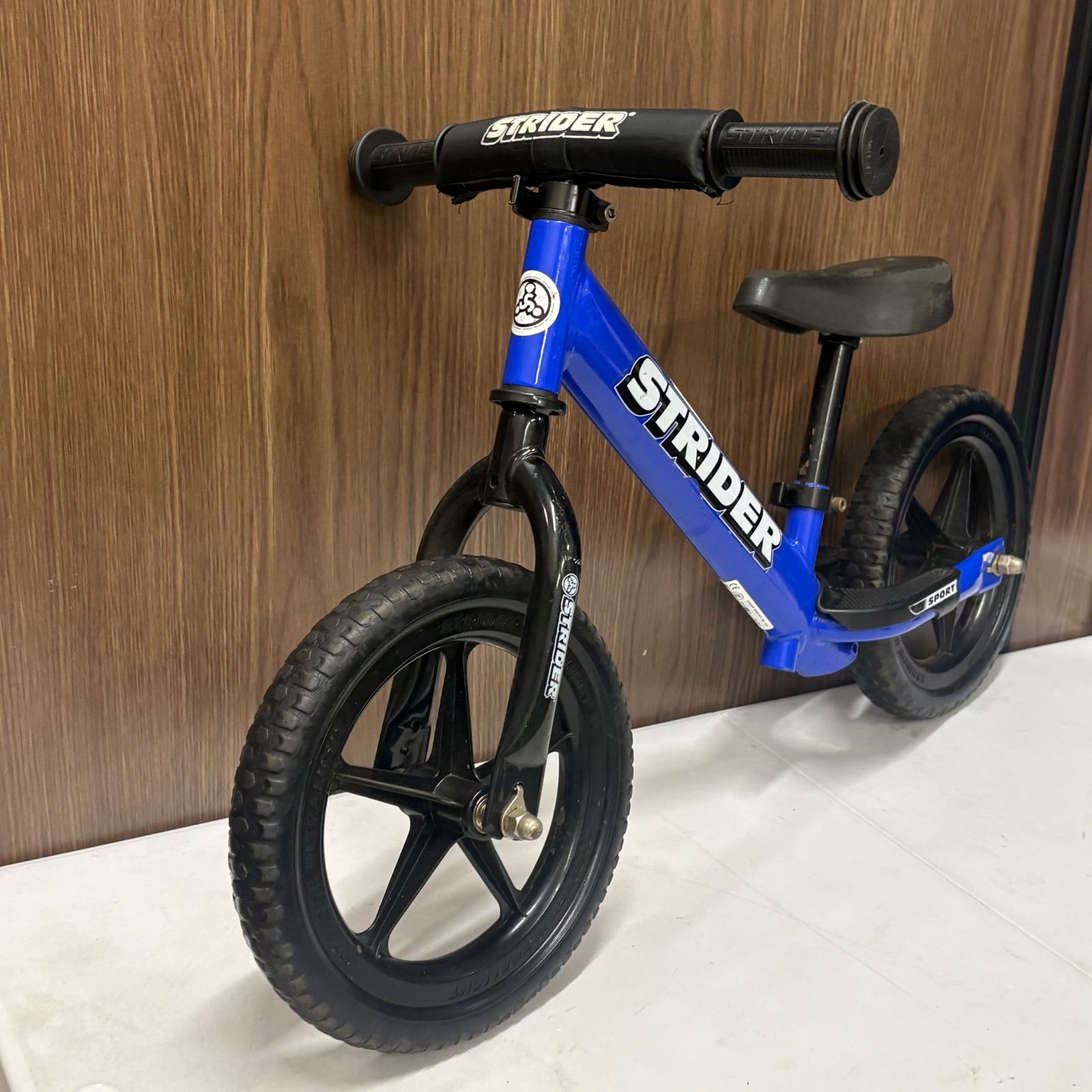 STRIDER ストライダー スポーツモデル ブルー 12インチ｜Yahoo STRIDER