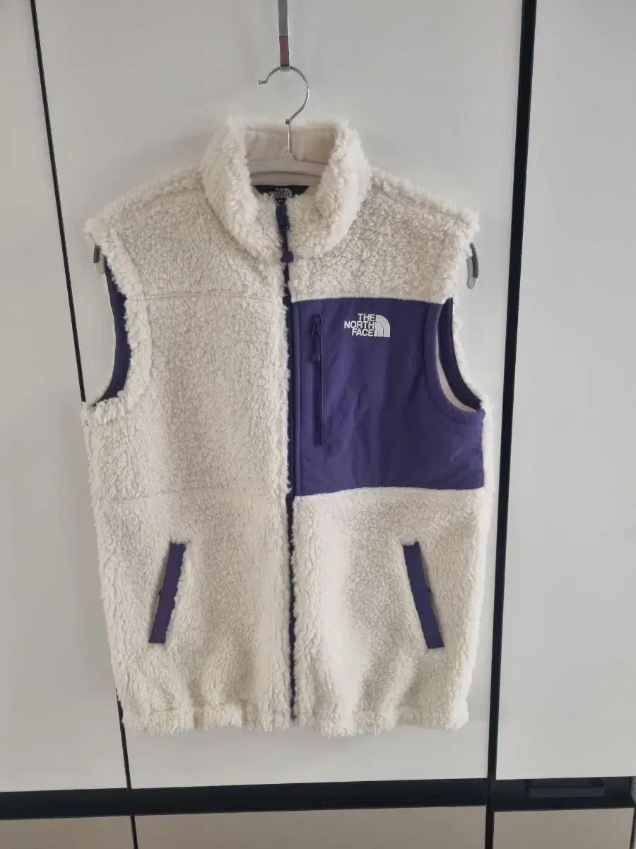 THE NORTH FACE ザノースフェイス 뽀글이 ベスト アイボリー パープル