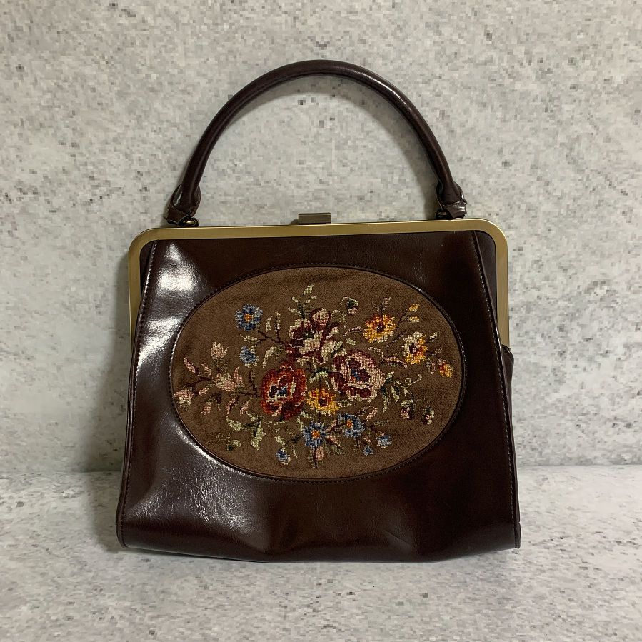 an another angelus アンアナザーアンジェラス ニードル ポイント風 刺繍 がま口 バッグ ブラウン 〇□☆