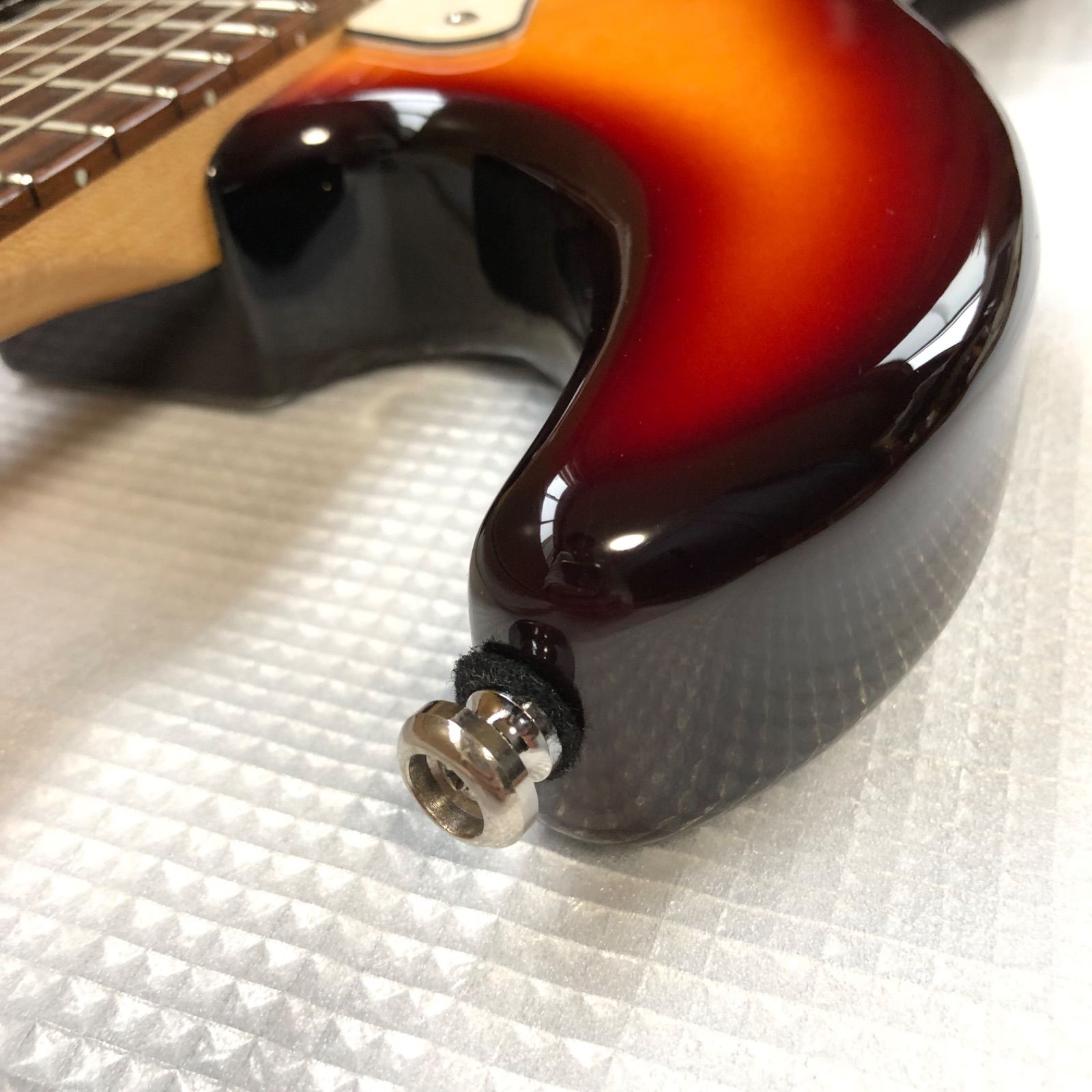 Elioth S305 ストラトタイプ サンバースト エレキギター - メルカリ