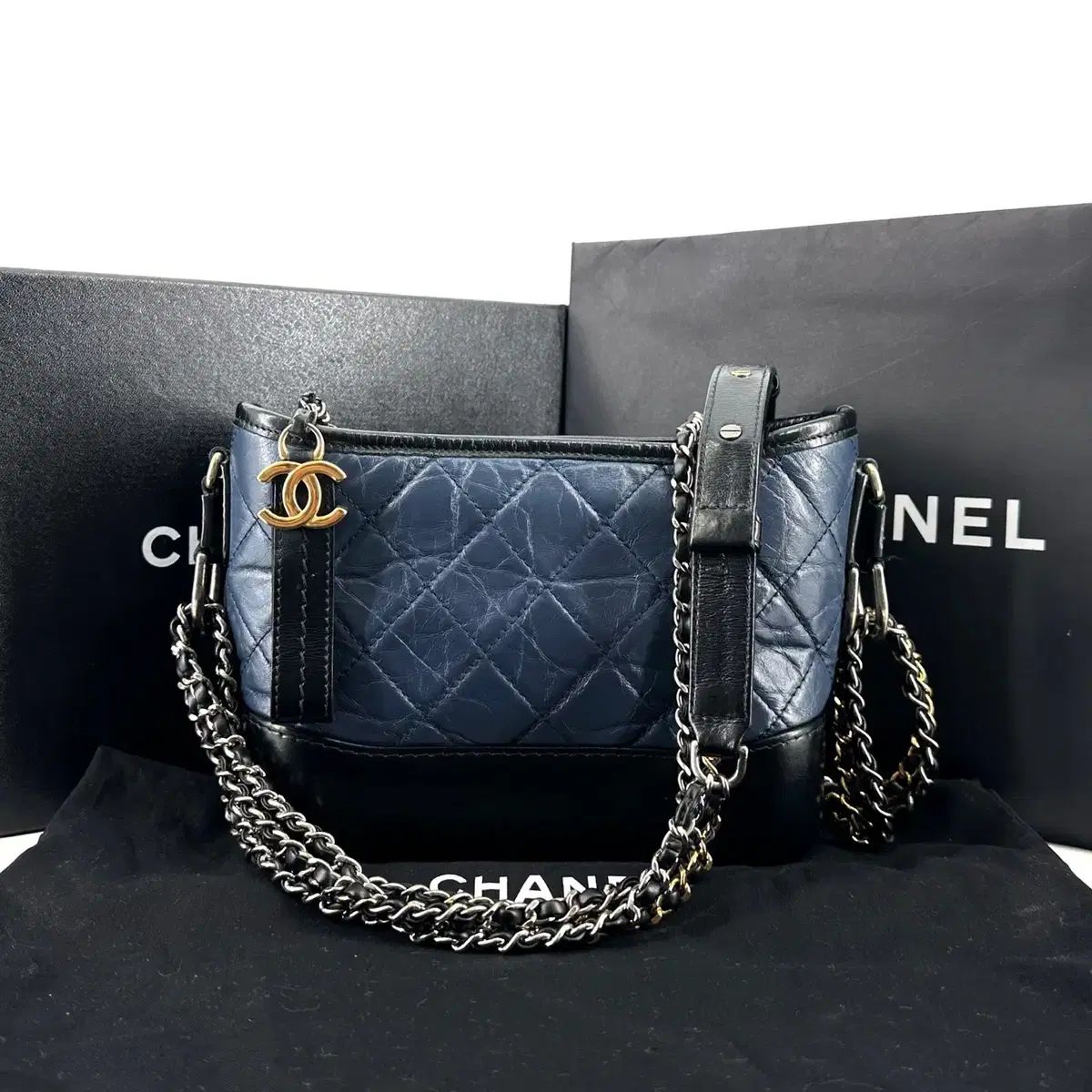 シャネル HOBO BAG スモール ショルダーバッグ