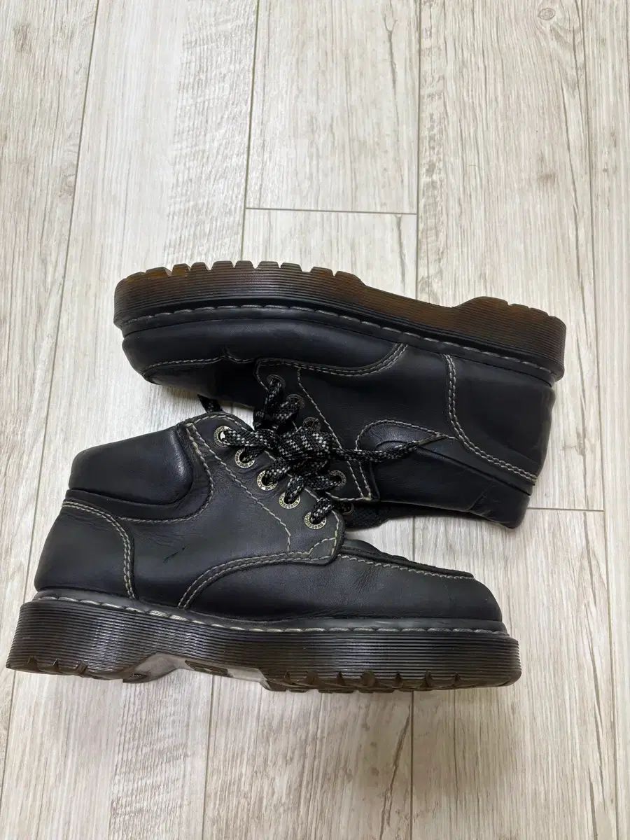 DR. MARTENS ドクターマーチン フィロイ ウォーカーブーツ 260 DR. MARTENS ドクターマーチン フィロイ ウォーカーブーツ 260