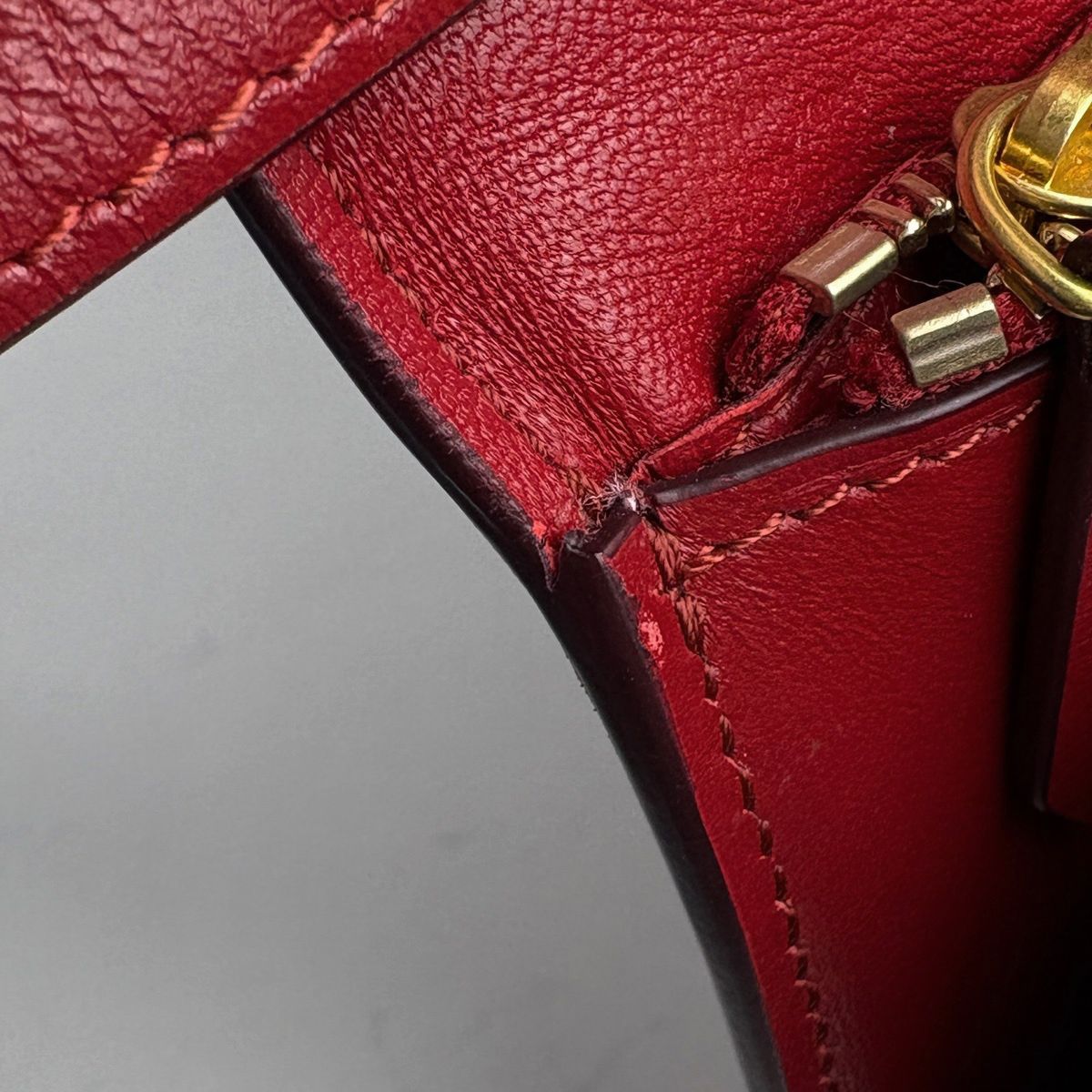 セリーヌ CELINE ロゴ ショルダーバッグ クラシックボックス ショルダーバッグ レザー レッド レディース 【中古】 セリーヌ CELINE ロゴ ショルダーバッグ クラシックボックス ショルダーバッグ レザー レッド レディース 【中古】