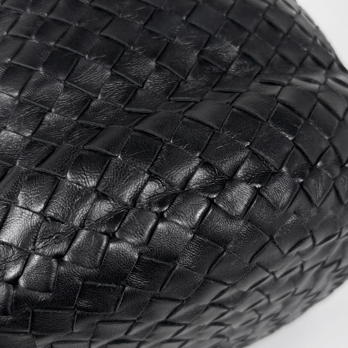 ボッテガヴェネタ BOTTEGAVENETA イントレチャート ショルダーバッグ 巾着型 ハンドバッグ ショルダーバッグ レザー ブラック レディース 【中古】