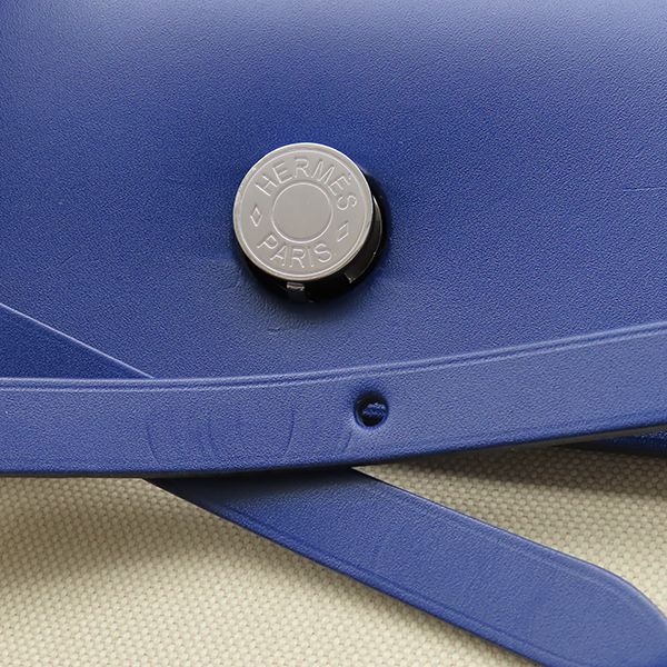 エルメス HERMES 2WAYバッグ エールバッグジップMM 39 キャンバス トワルミリタリー ヴァッシュハンター ブルーアンクル×ベージュ シルバー金具 青 ハンドバッグ ショルダー Z 【保存袋】【中古】 エルメス HERMES 2WAYバッグ エールバッグジップMM 39 キャンバス トワルミリタリー ヴァッシュハンター ブルーアンクル×ベージュ シルバー金具 青 ハンドバッグ ショルダー Z 【保存袋】【中古】