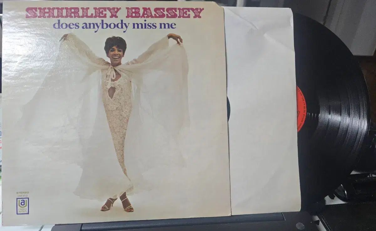 一括_シェリー ベイシ( Shirley Bassey ) の LP 6 ベル ( US ）