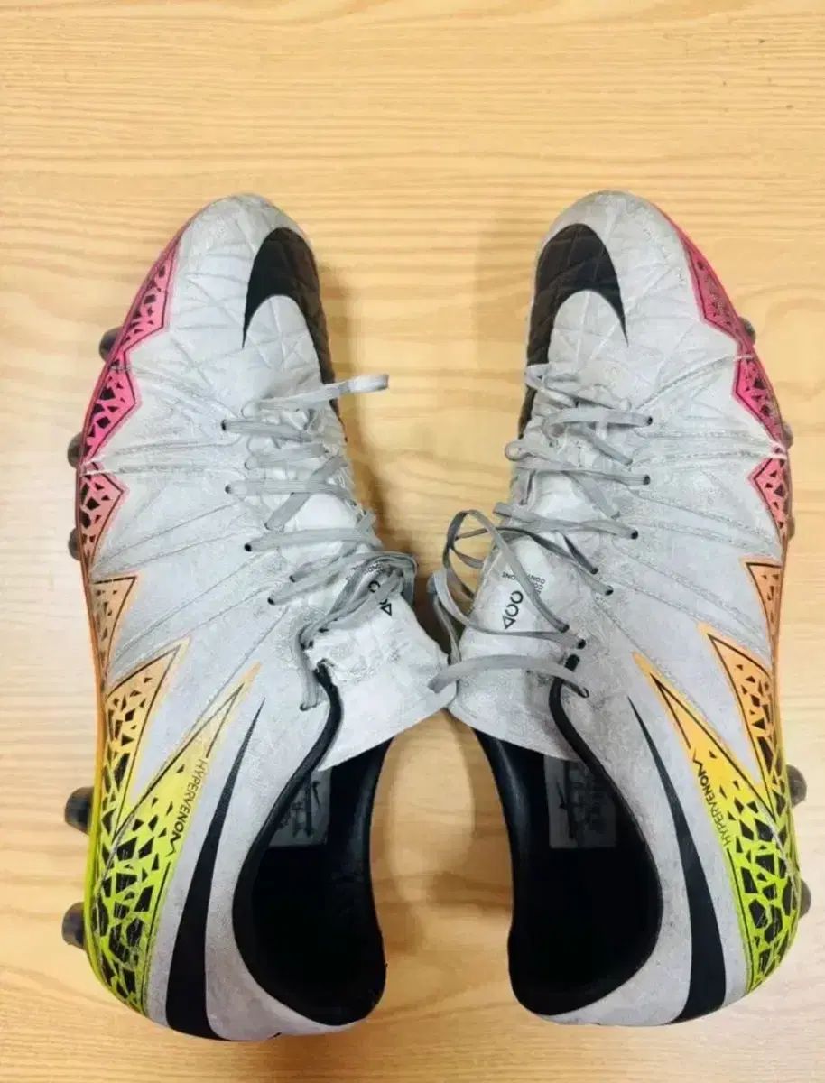 ナイキ ハイパーヴェノム2 サッカーシューズ 280